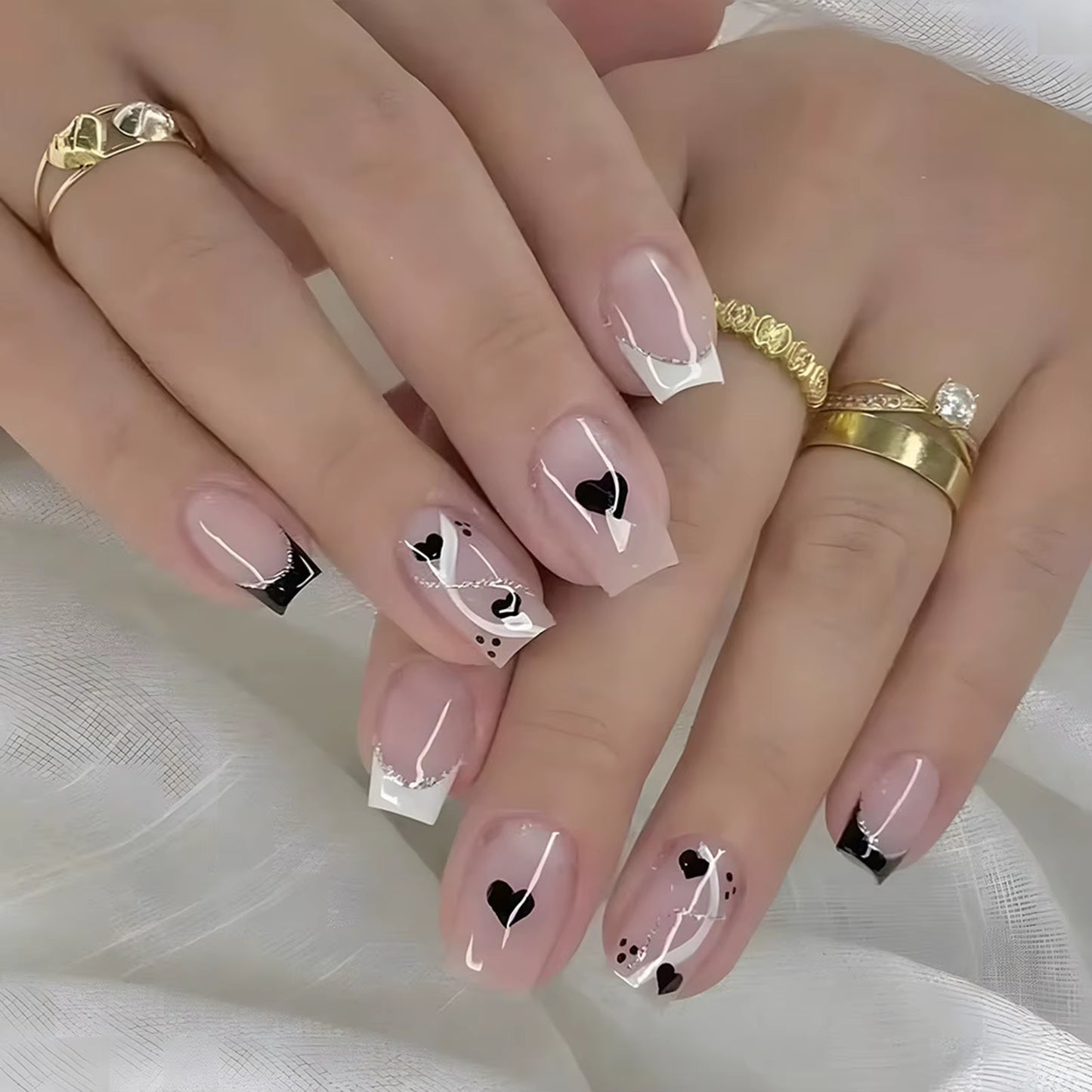 24Pcs False Nails Sweet Press-On Nails with Peach Heart Wearable Finished Nail Art Tips Removable Manicure Beautiful False Nails