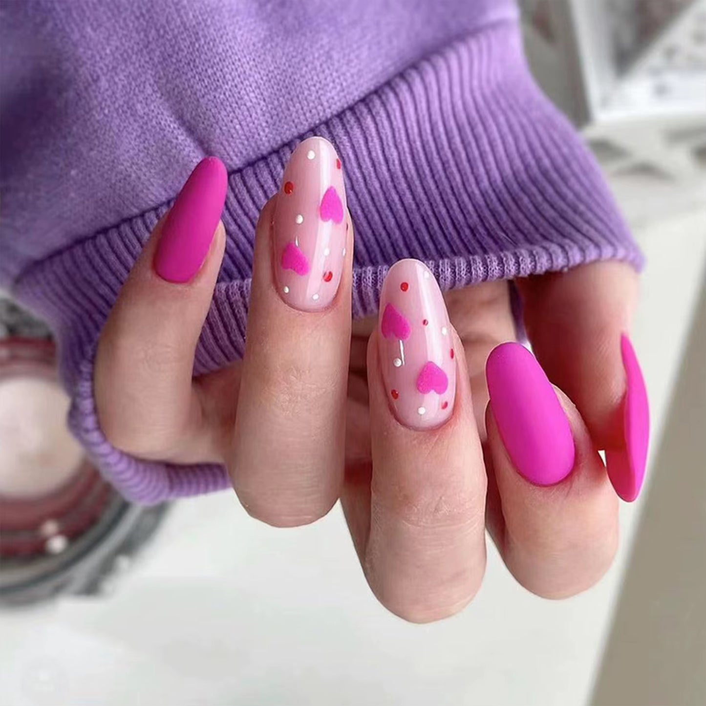 24Pcs False Nails Sweet Press-On Nails with Peach Heart Wearable Finished Nail Art Tips Removable Manicure Beautiful False Nails