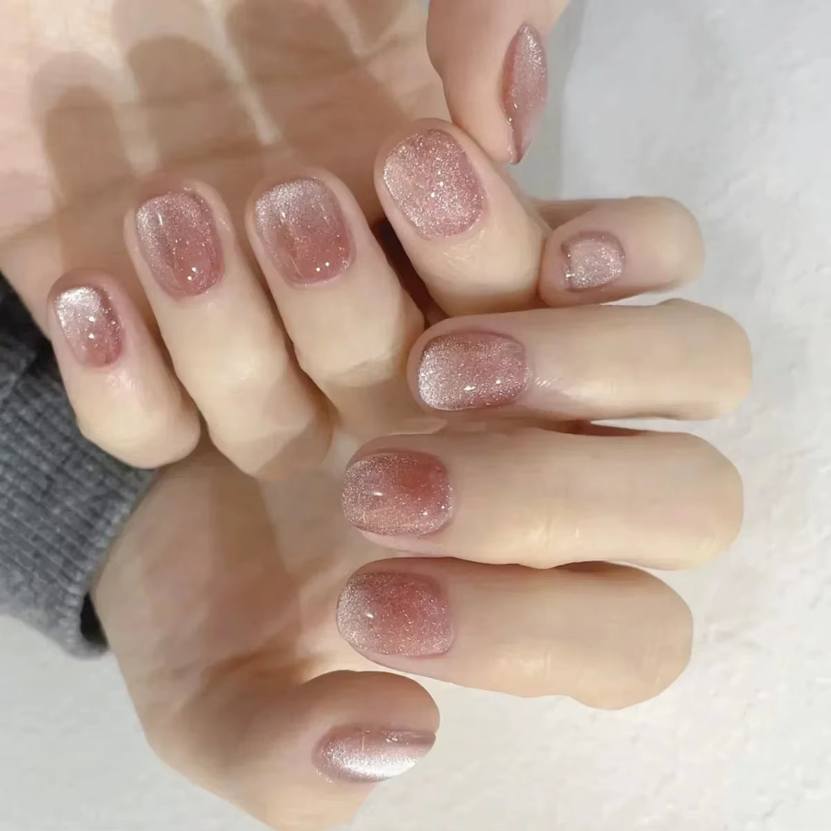 24Pcs Short Cat Eye Fake Nails Trendy Adhesive Glossy Champagne Press on Nails Durable Acrylic Nails Tips Set for Women&Girls